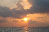 sunrise2 * auringonnousu v�h�n my�hemmin - muutama minuutti siis * 800 x 533 * (43KB)